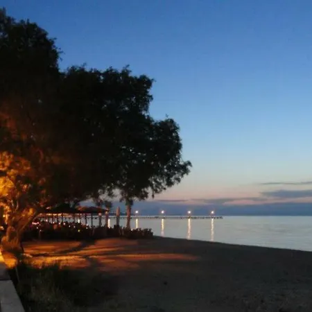Sun Sea No 2 Apartment